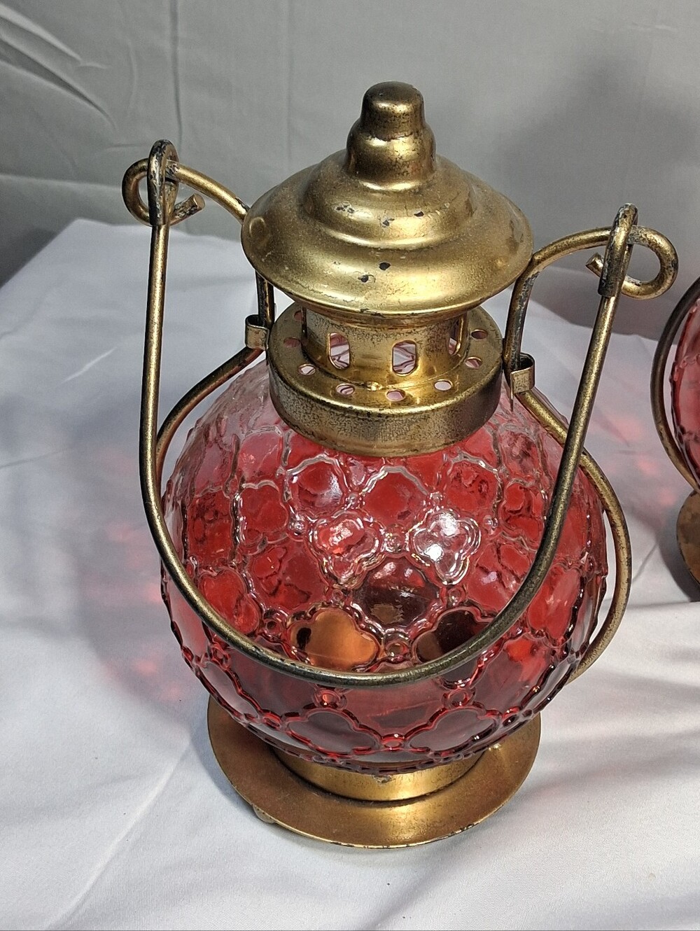 Set of 3 Vintage Textured Red Glass Hanging Patio/Porch Candle Burning Lanterns - Picture 7 of 9